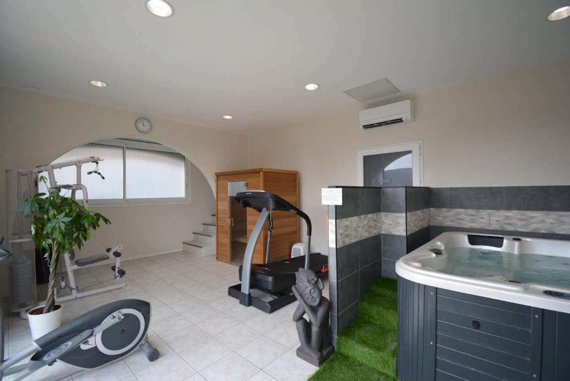 Au Beaulieu Bed & Breakfast Beaulieu  ภายนอก รูปภาพ